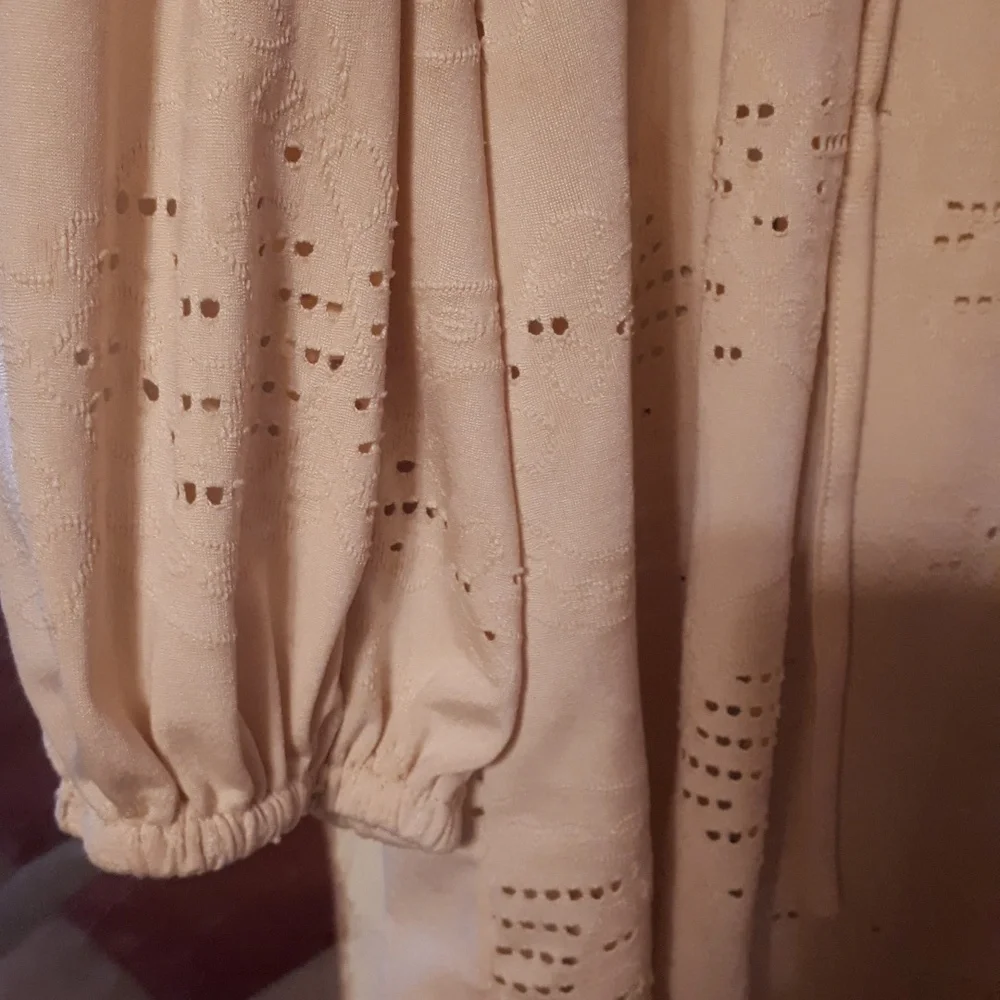 Blouse - Picture 3 of 8